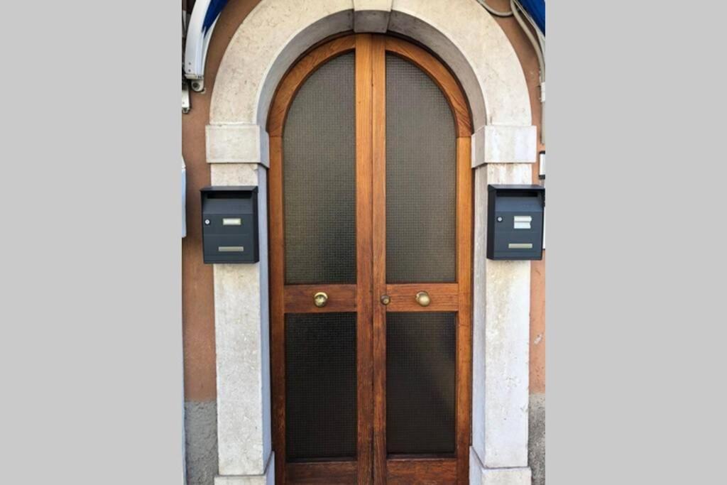 Il Quadrifoglio - Appartamento Nel Cuore Di Lazise Exterior foto